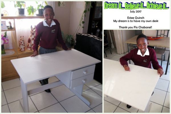 resizedimage600400 July 2017 Estee desk Small